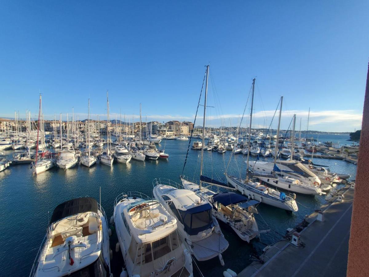 Cap Hermes Studio 31M2 Vue Port Climatise Piscine, Frejus Exterior photo